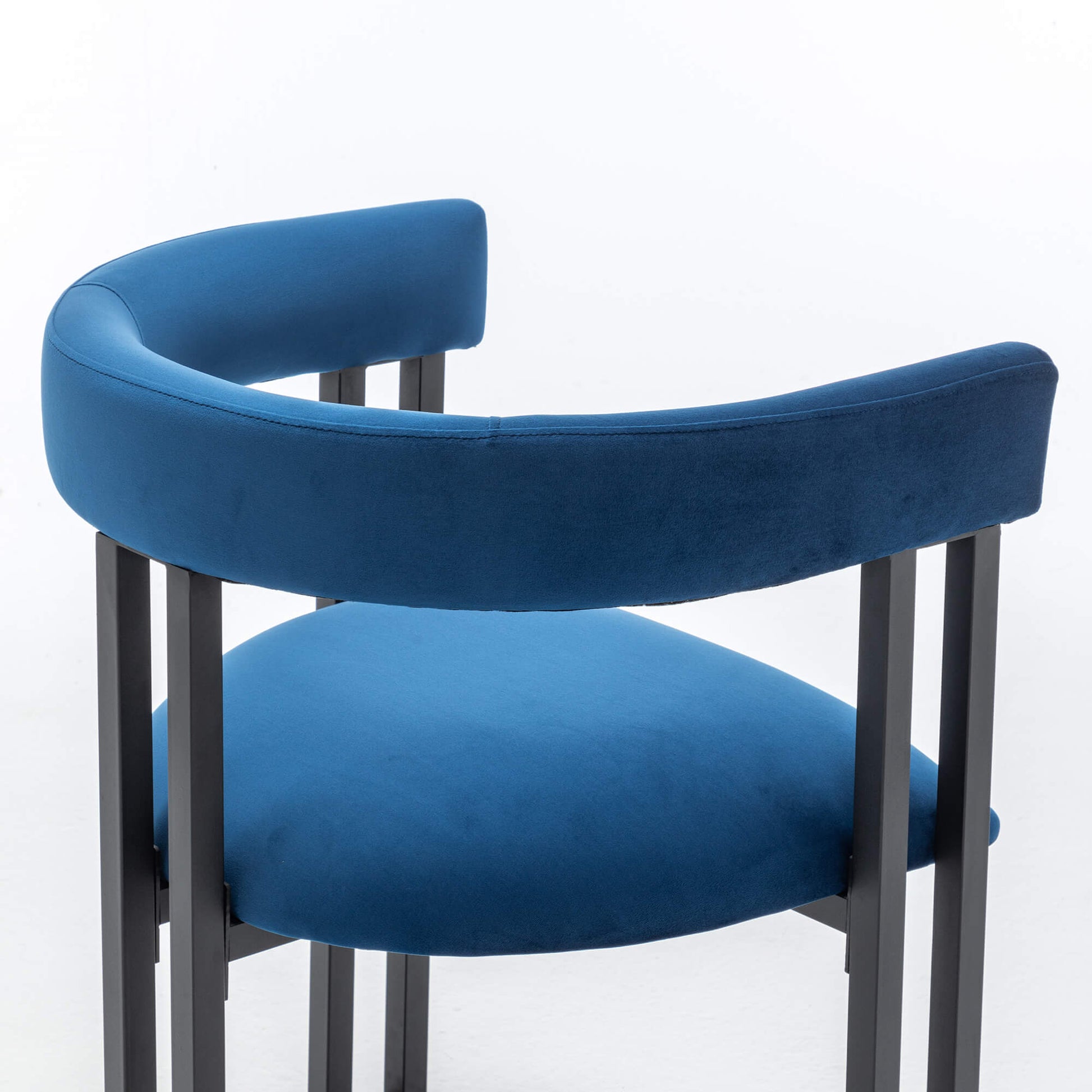 SEYNAR Modern Velvet Dining Chairs Set of 2, Curved Barrel Back Upholstered Armchairs with Black Metal Frame for Dining Room