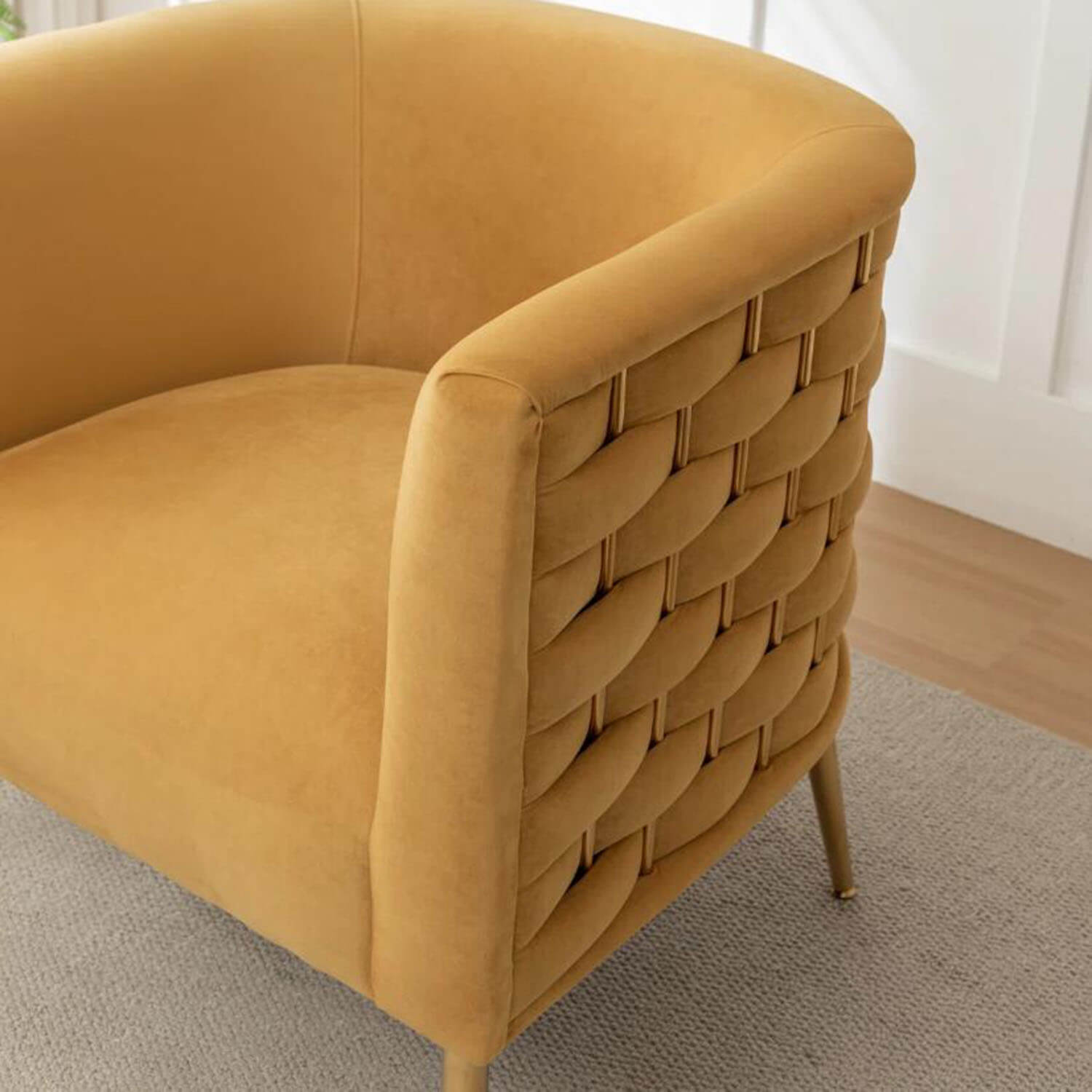 SEYNAR Mid-Century Modern Velvet Barrel Accent Chair, Round Upholstered Living Room Chair with Gold Finish Metal Base(Single/Set of 2)